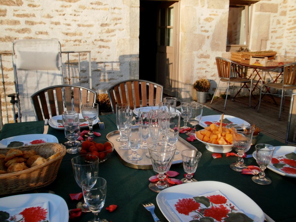 Val De La Nef Bed and Breakfast Joux-la-Ville Εξωτερικό φωτογραφία