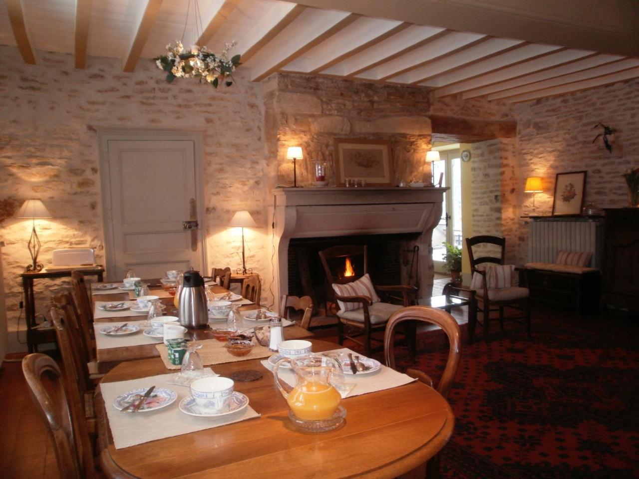 Val De La Nef Bed and Breakfast Joux-la-Ville Εξωτερικό φωτογραφία